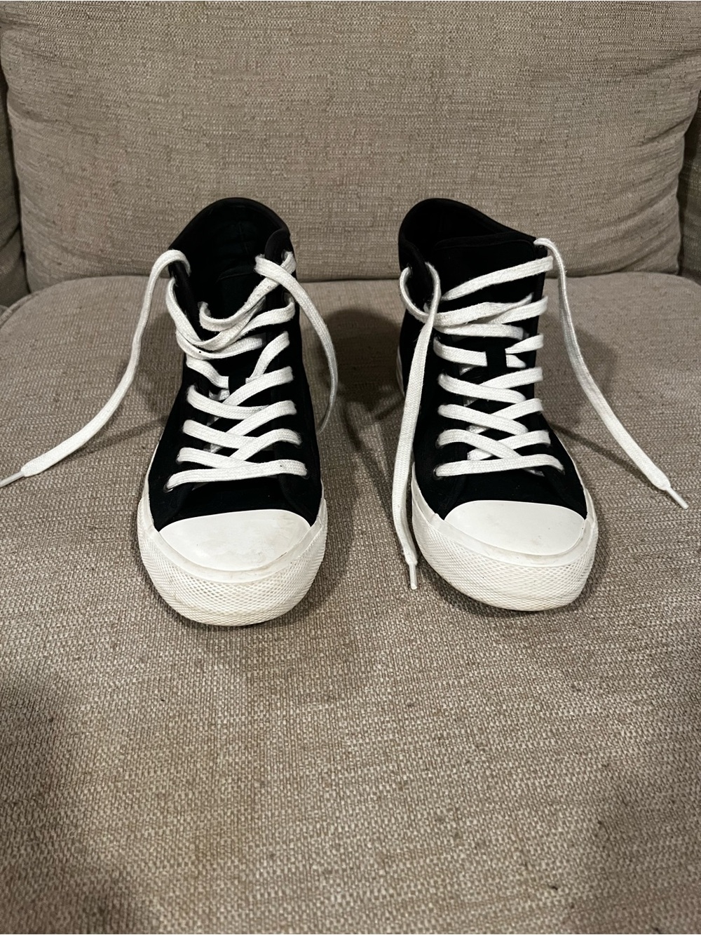 American Eagle Black High-Top Canvas Sneakers with White Laces